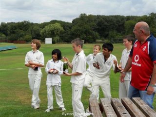 queni-under-12s-cricket