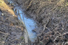 Meadow-Lane-connecting-gulley-between-Barkby-Brook-and-wildlife-pond
