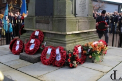 Monument-Wreaths